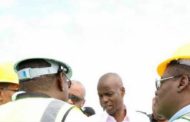Le Président Jovenel Moïse visite le chantier de la SONAPI