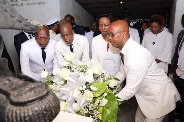 Offrande florale pour honorer la mémoire de Jean-Jacques Dessalines
