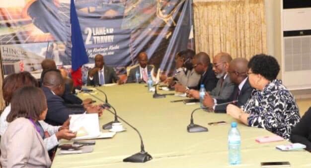Le Président Jovenel Moïse  a présidé un Conseil des ministres pour faire face aux grands défis du moment